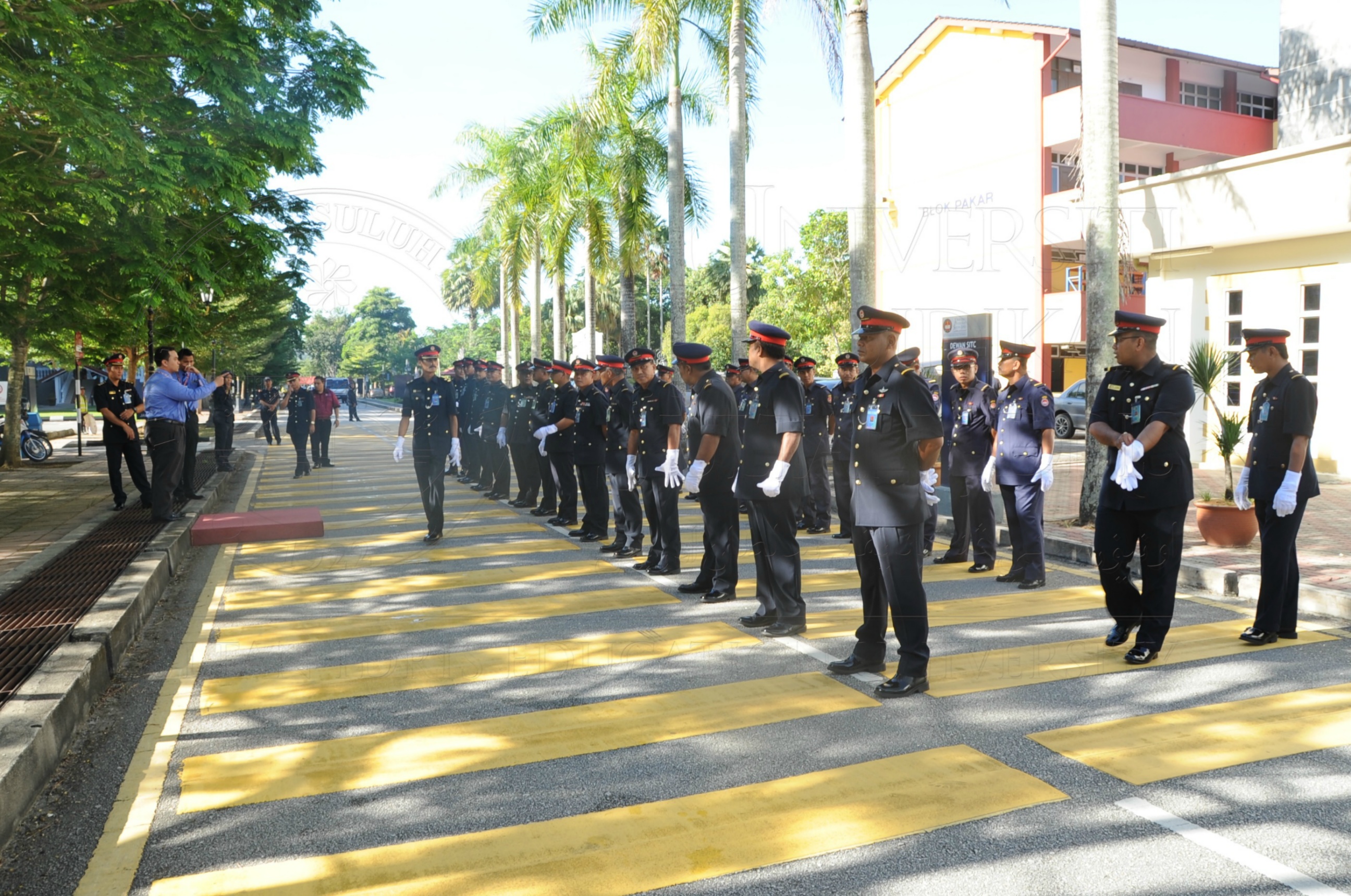 PRO 16 6 AMANAT VCHAS 8351